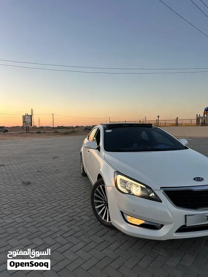 Kia Cadenza 2012 photo 5