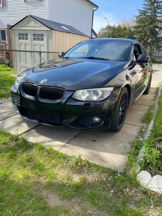 BMW 335I 2011 photo 2