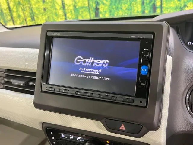 Honda N-Box 2017 photo 3