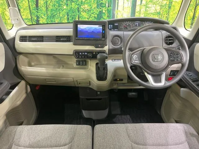 Honda N-Box 2017 photo 2