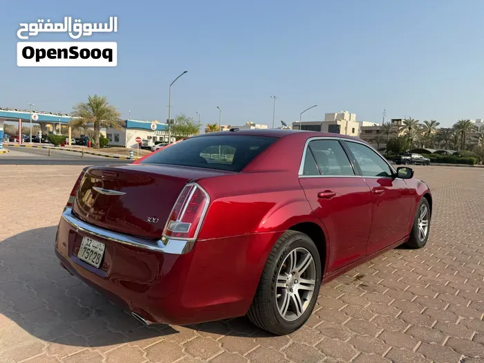 Chrysler 300 2013 photo 4