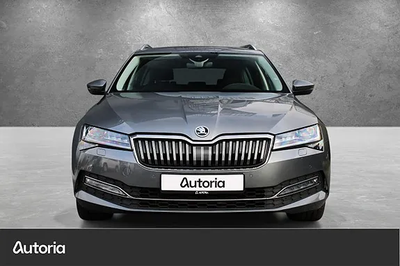 Skoda Superb 2022 photo 3