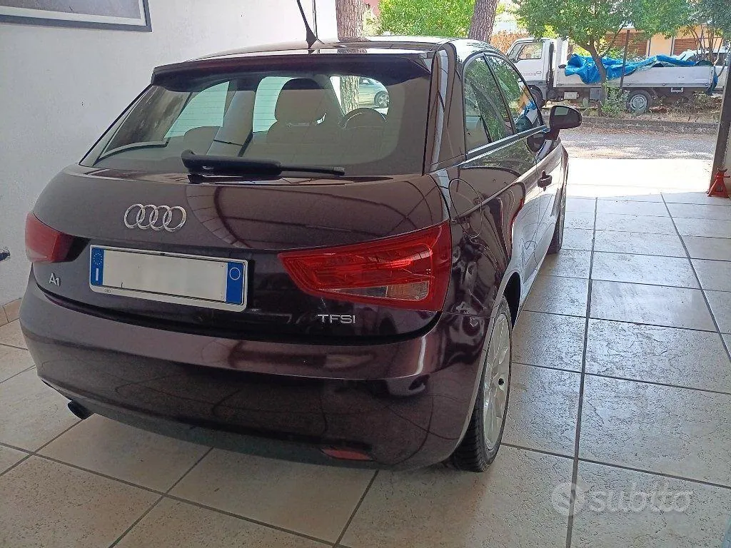 Audi A1 2011 photo 3