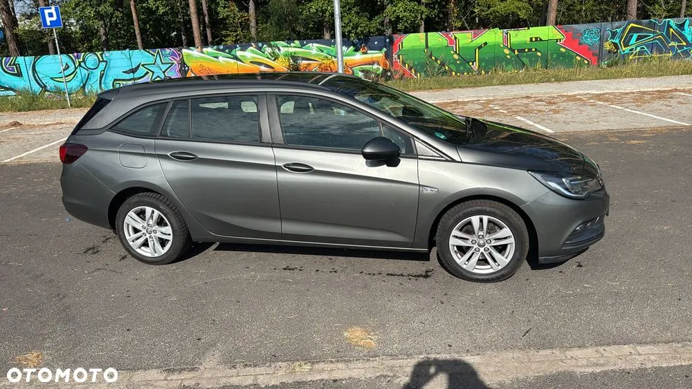Opel Astra 2019 photo 4