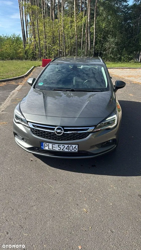 Opel Astra 2019 photo 2