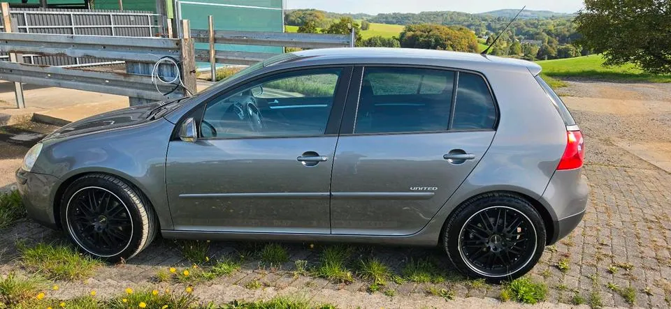 Volkswagen Golf V