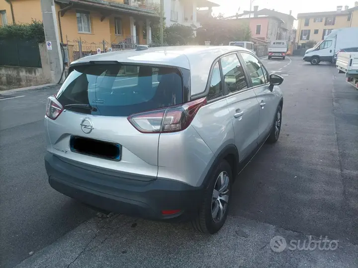 Opel Crossland 2019 photo 2