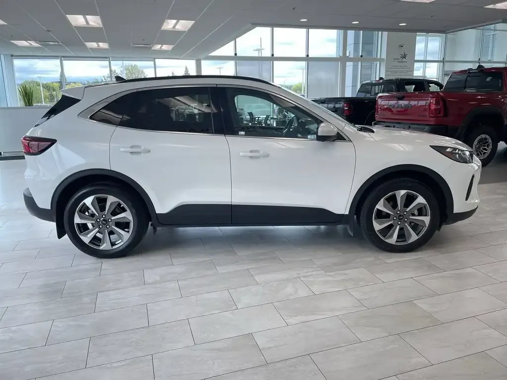 Ford Escape 2025 photo 5