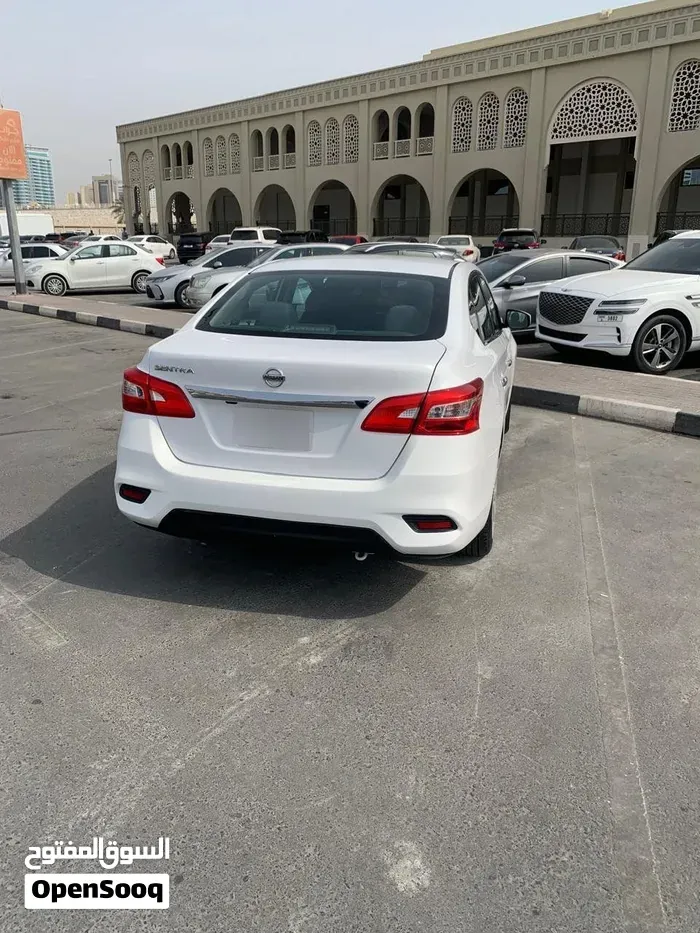 Nissan Sentra 2019 photo 3