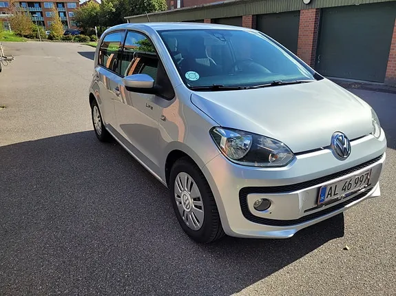 Volkswagen Up 2014 photo 4