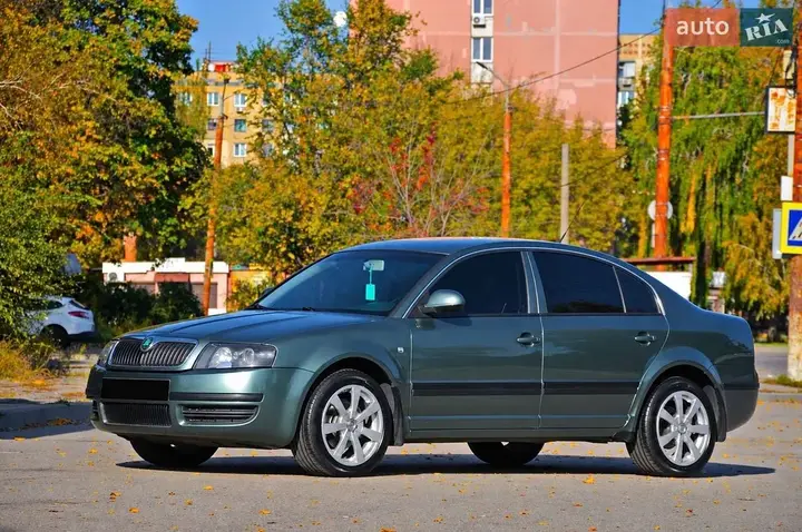 Skoda Superb 2008 photo 5