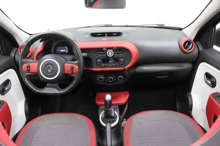 Renault Twingo 2015 photo 2