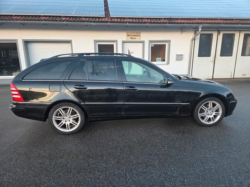 Mercedes-Benz C 200