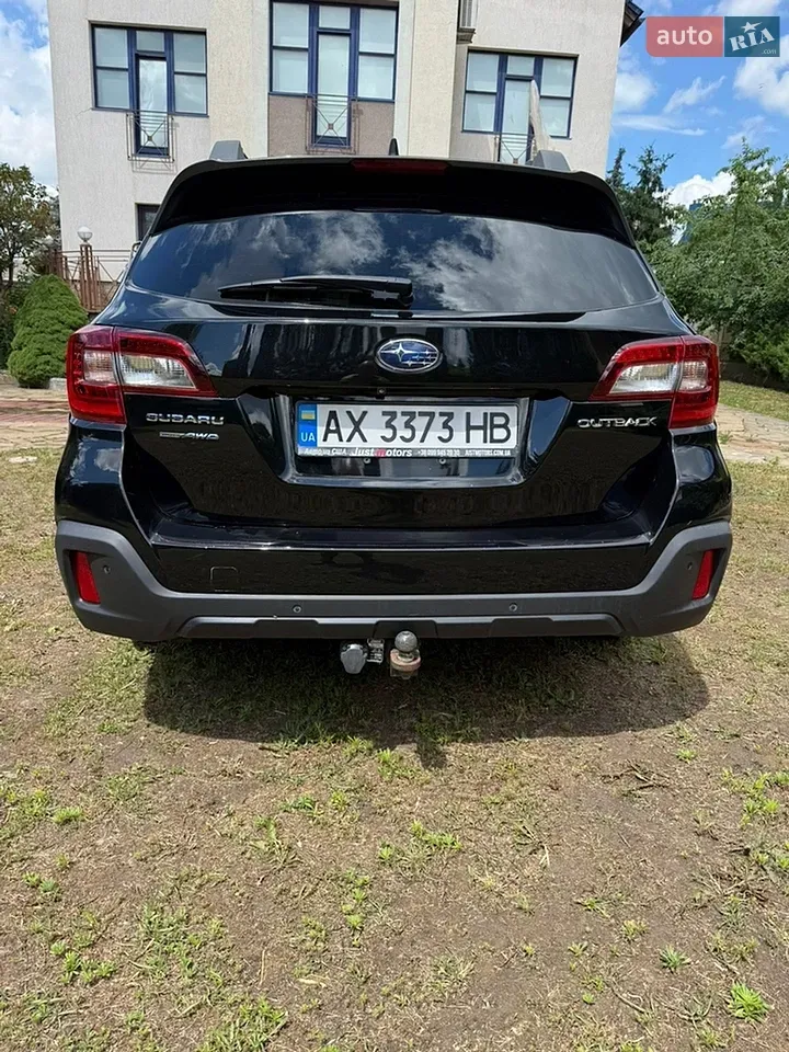 Subaru Outback 2018 photo 3