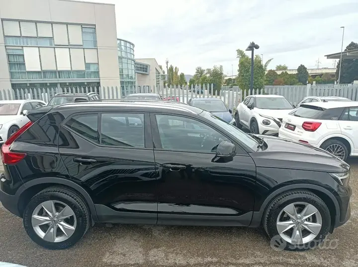 Volvo Xc40 2022 photo 4