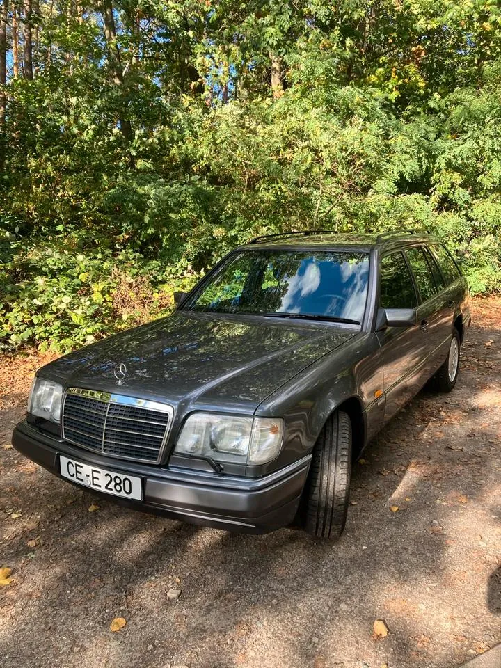 Mercedes-Benz W124