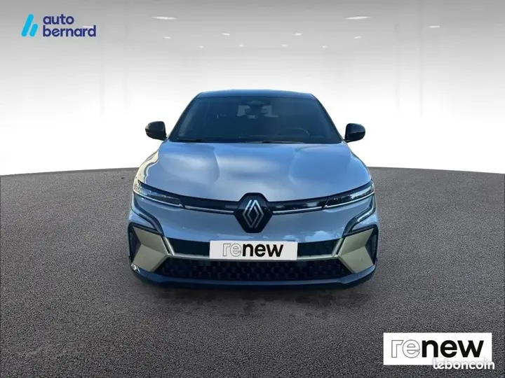 Renault Megane 2023 photo 2