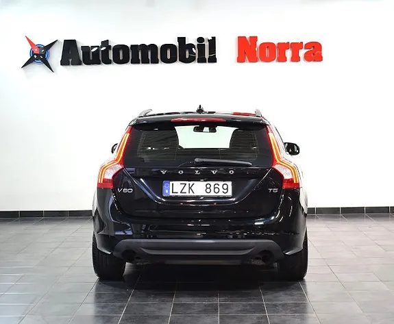 Volvo V60 2012 photo 4