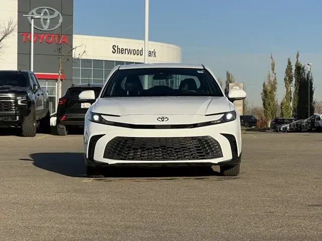Toyota Camry 2025 photo 3