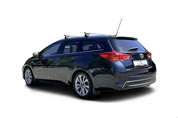 Toyota Auris 2015 photo 3