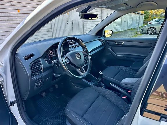 Skoda Fabia 2018 photo 5