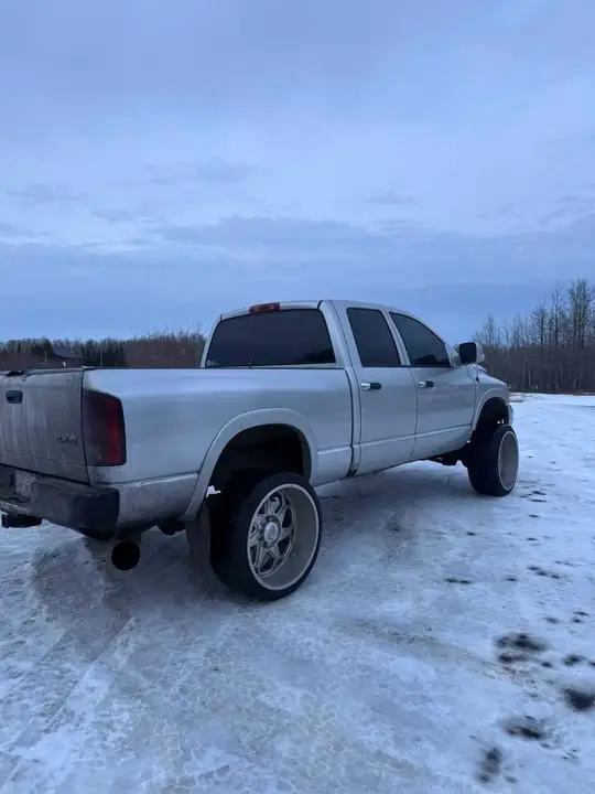 Dodge Ram 1500 2004 photo 3