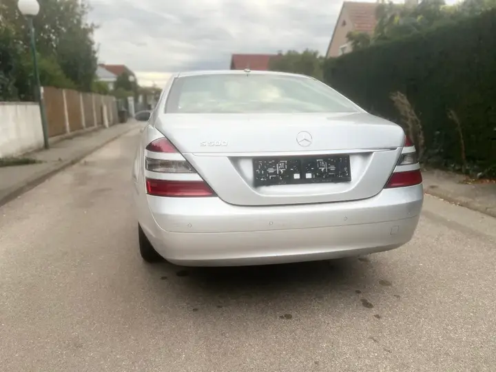 Mercedes-Benz S-Class 2006 photo 3