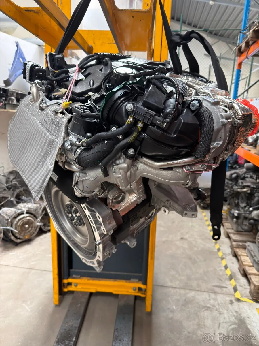 Mercedes-Benz Om564 photo 2