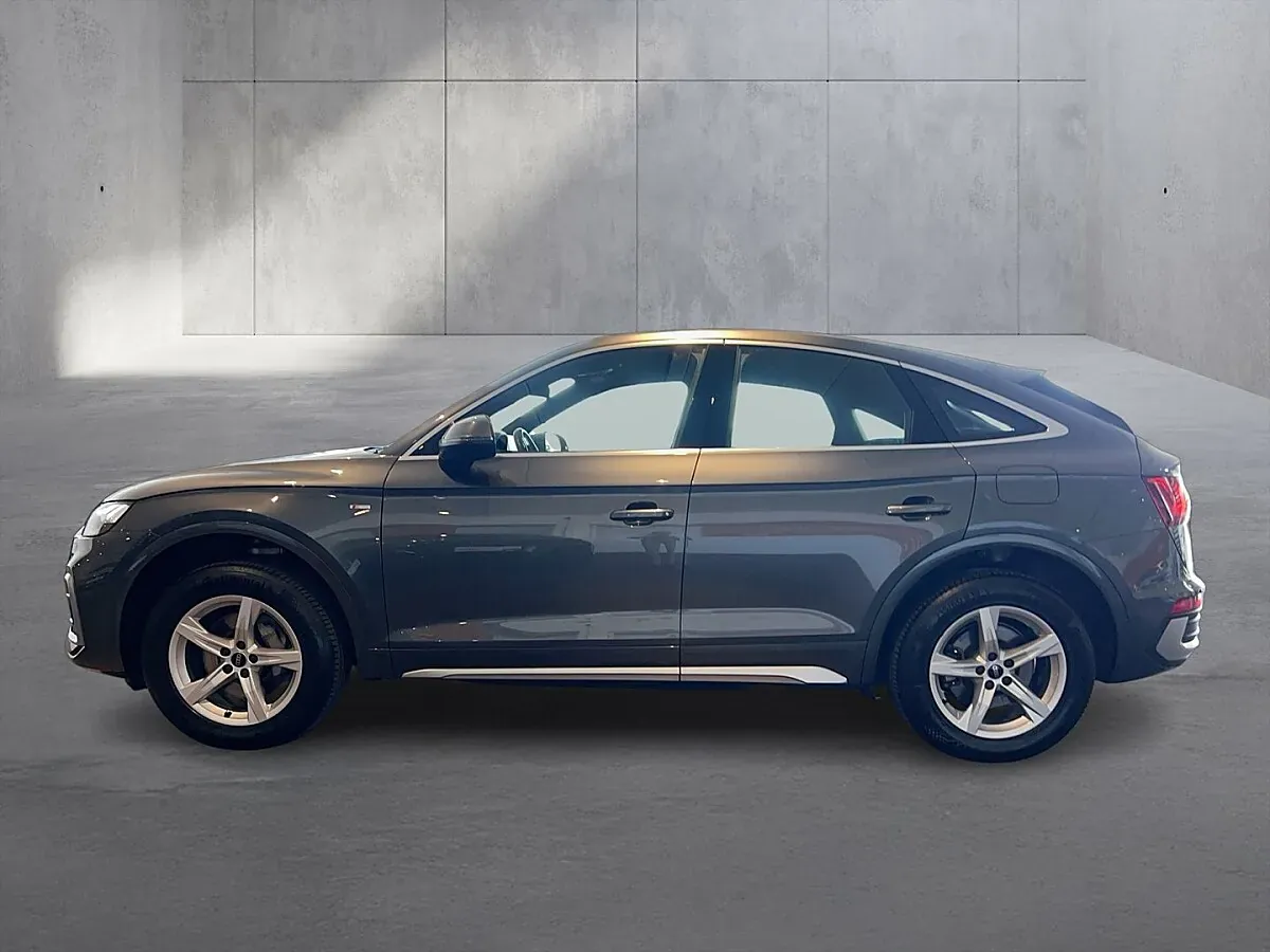 Audi Q5 2023 photo 2