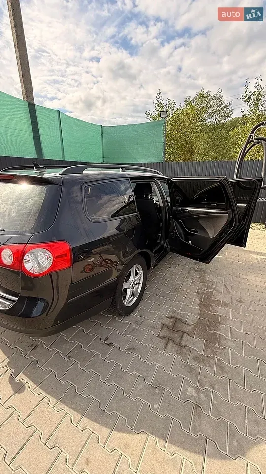 Volkswagen Passat 2009 photo 3