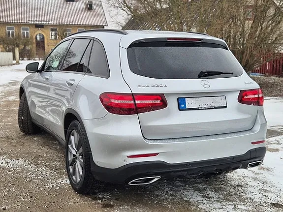 Mercedes-Benz Glc220 D 2019 photo 2