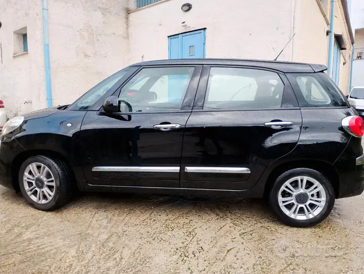 Fiat 500L 2017 photo 2