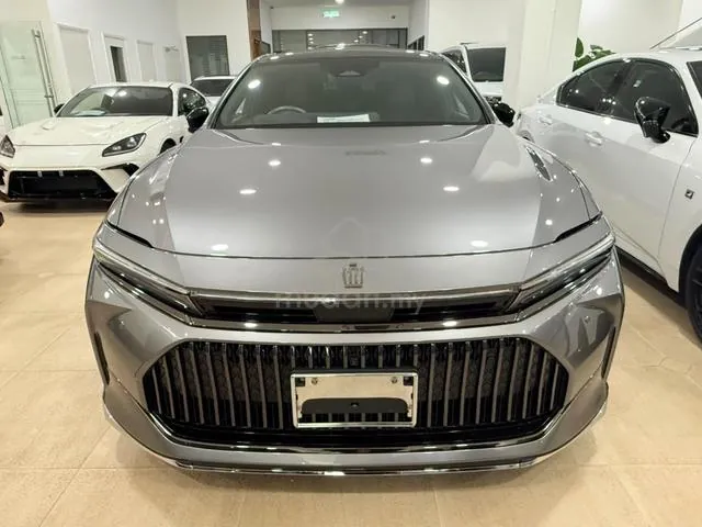 Toyota Crown Hybrid