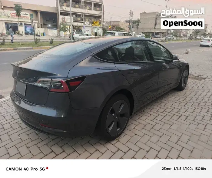 Tesla Model 3 2023 photo 3