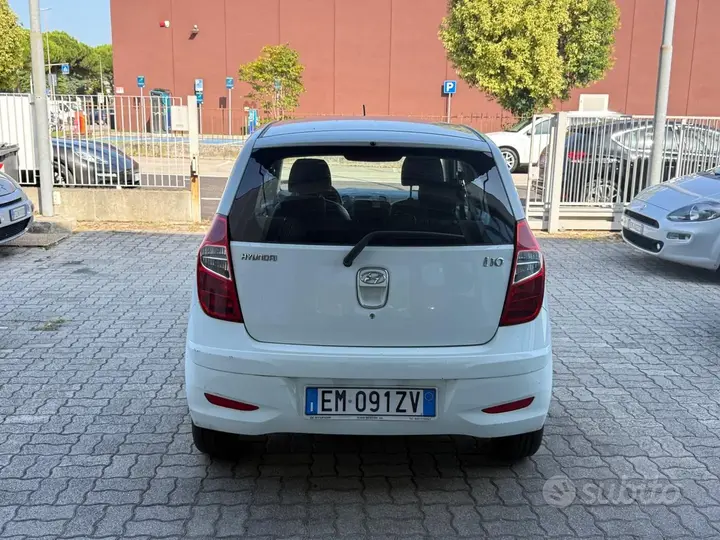 Hyundai I10 2012 photo 5