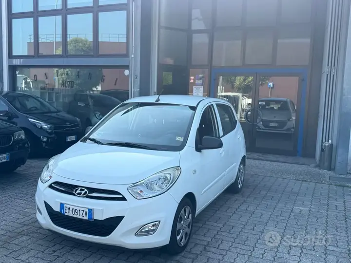 Hyundai I10 2012 photo 3