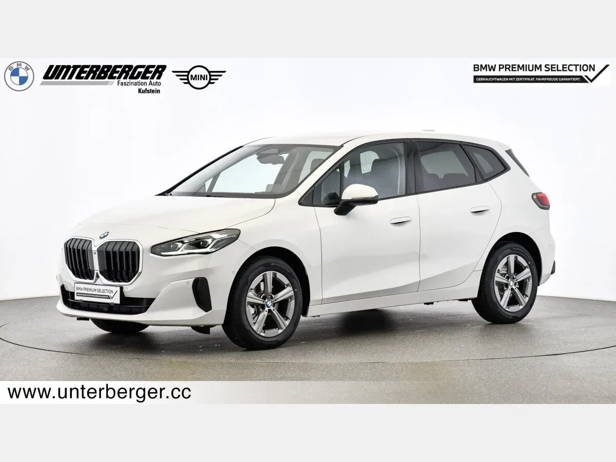 BMW 2 Series 2024 photo 2