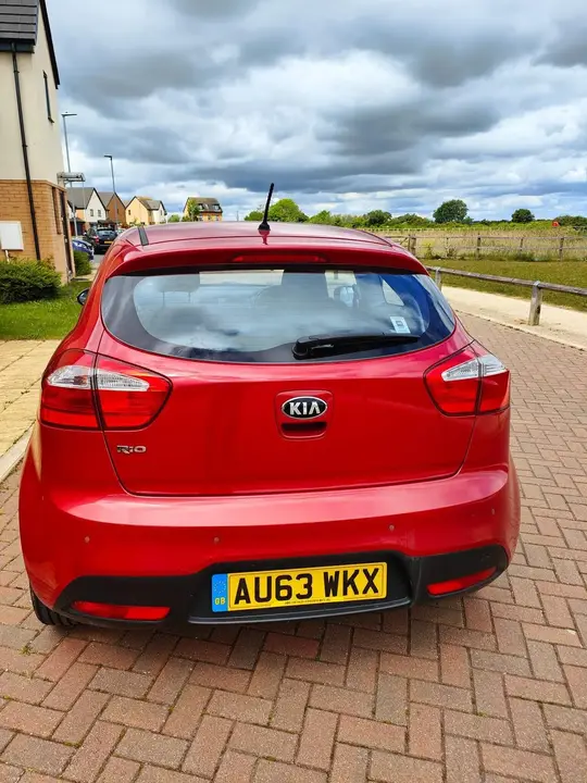 Kia Rio 2013 photo 5
