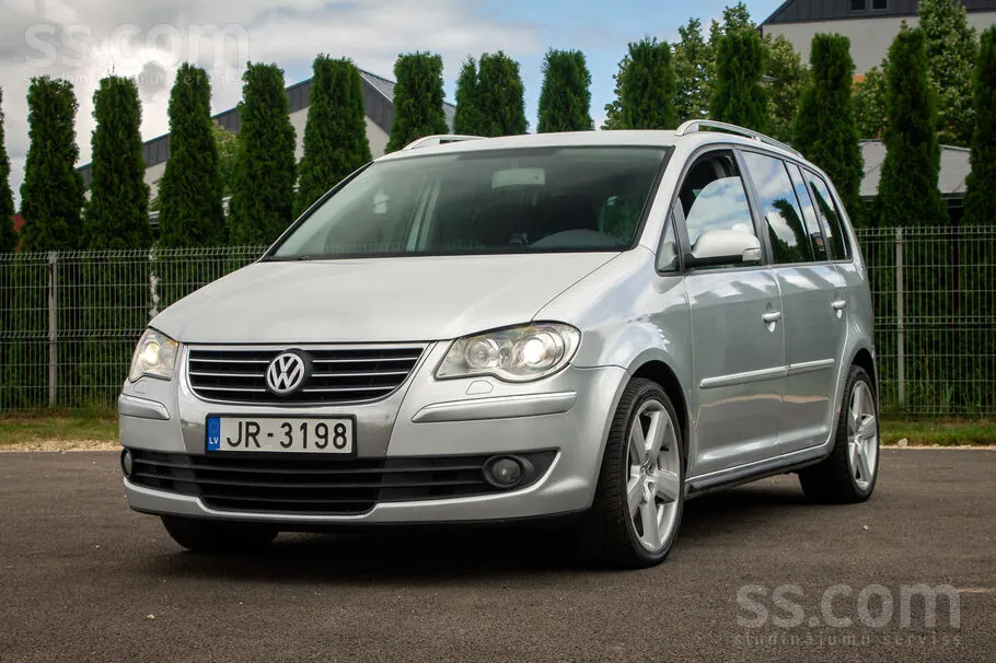 Volkswagen Touran 2007 photo 3