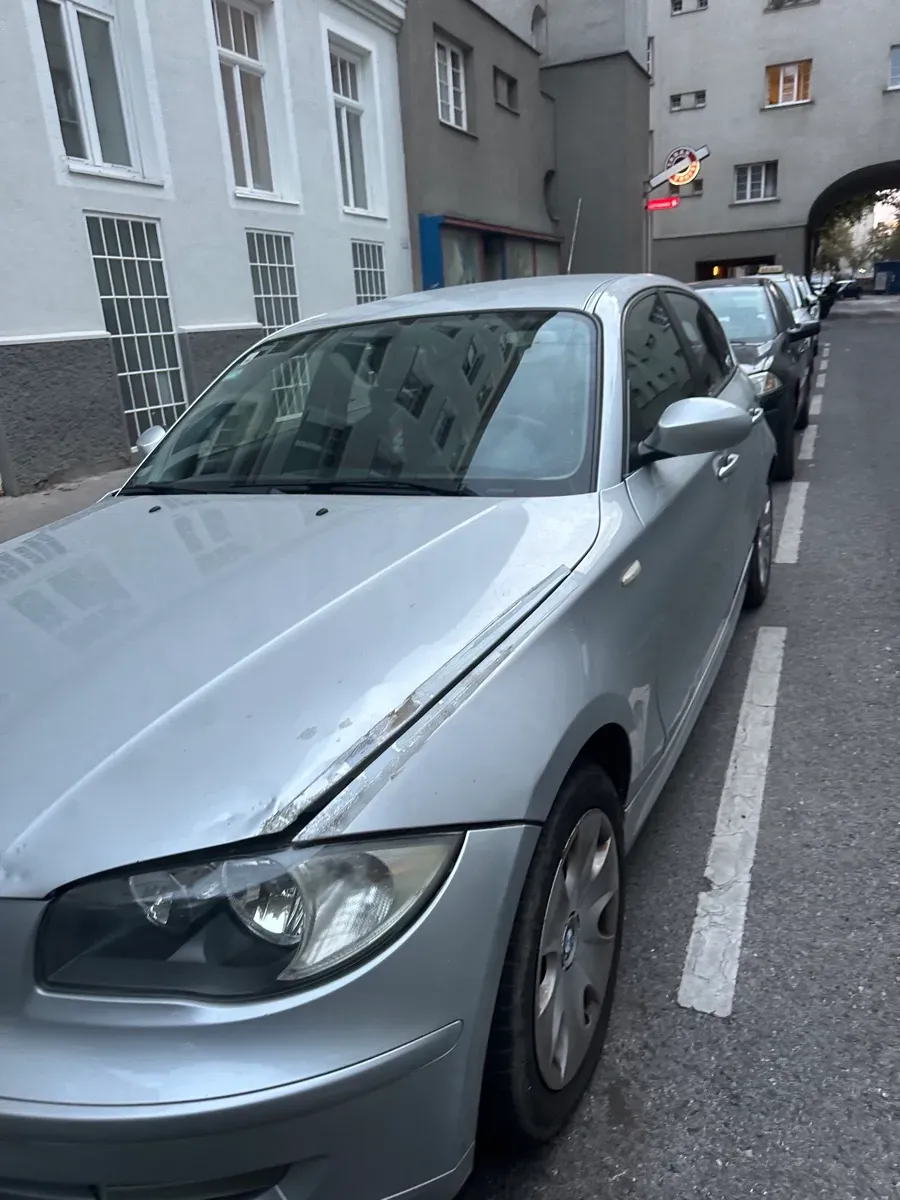 BMW 1 Series 2007 photo 2