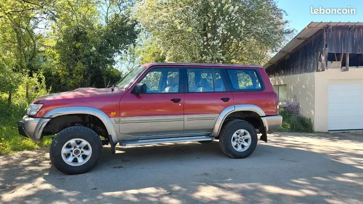 Nissan Patrol 1999 photo 2