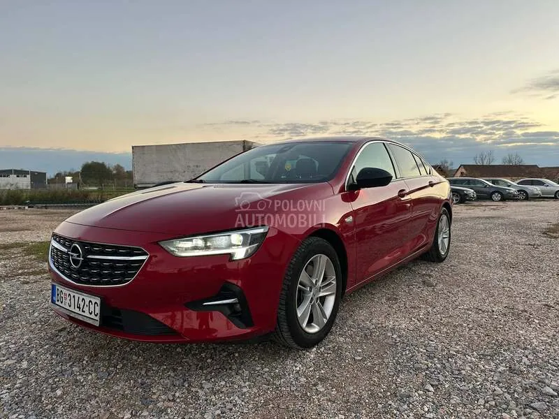 Opel Insignia 2022 photo 2