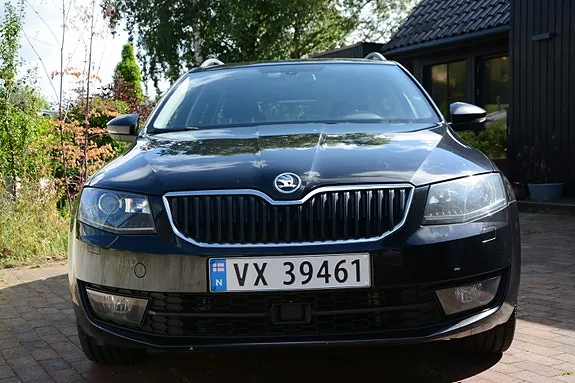 Skoda Octavia 2014 photo 3