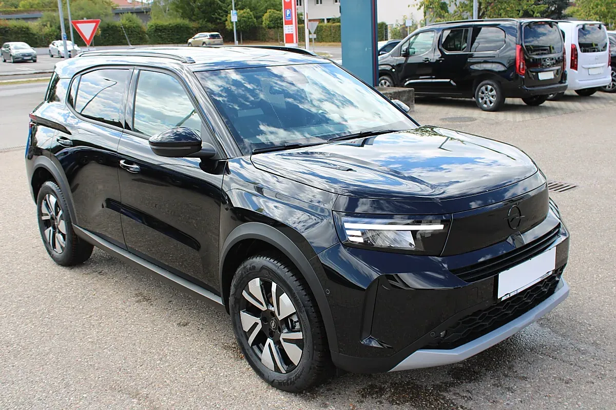 Opel Frontera 2026 photo 3