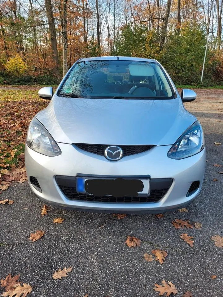 Mazda 2