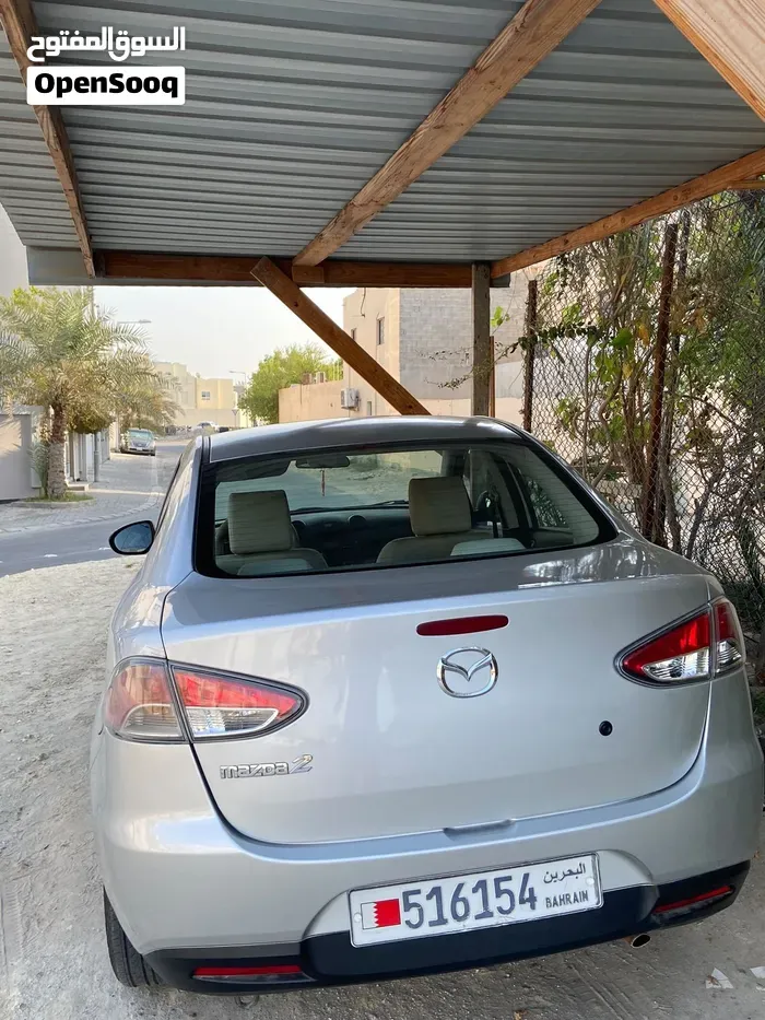 Mazda 2 2014 photo 5