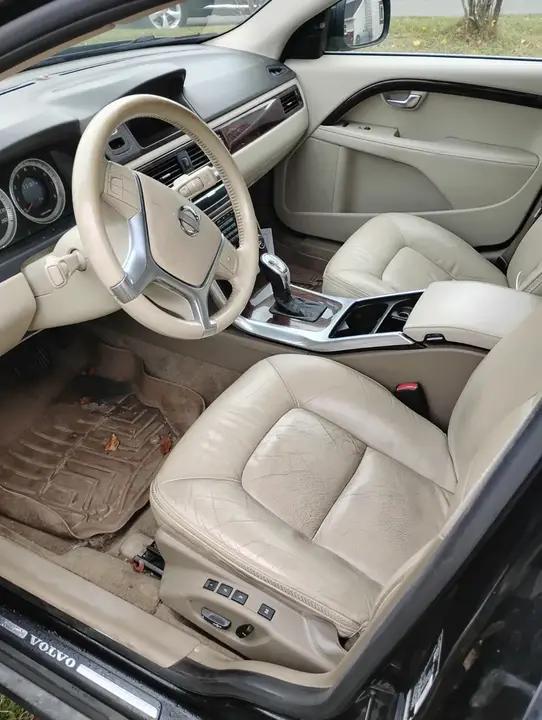 Volvo Xc70 2013 photo 2