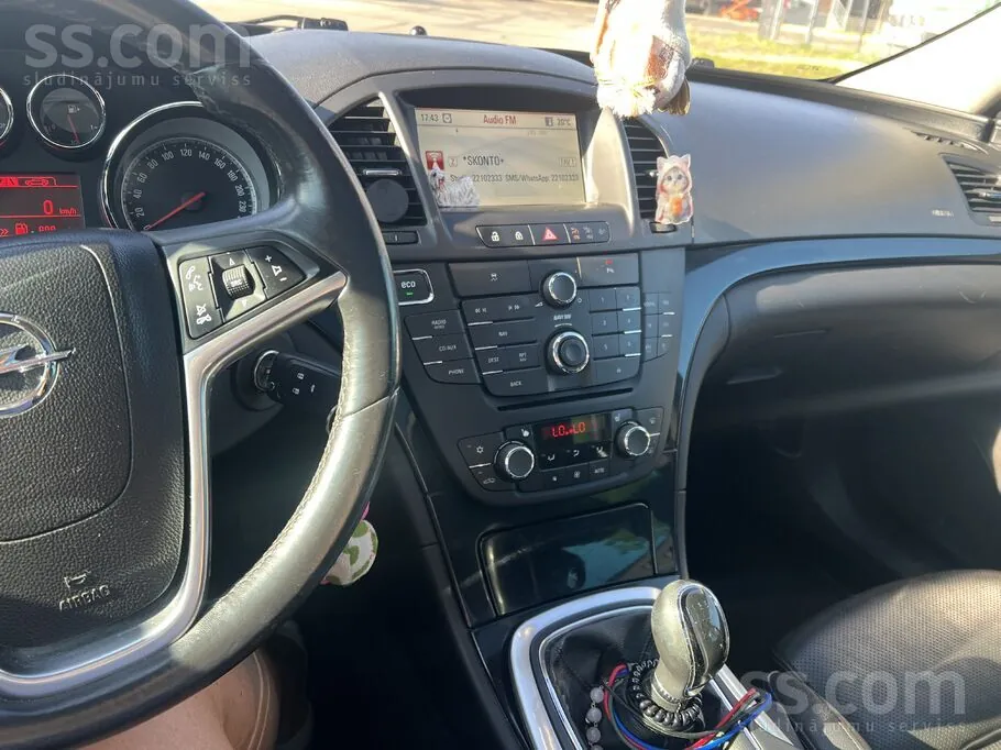 Opel Insignia 2011 photo 2