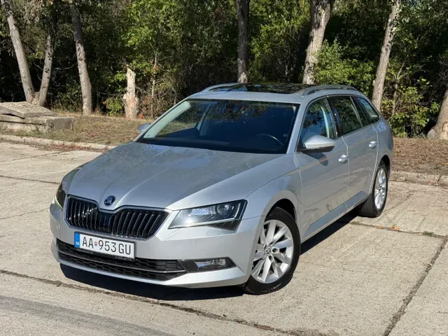 Skoda Superb Combi