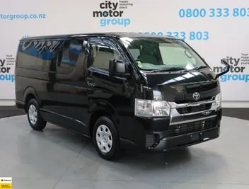 Toyota Hiace 2021 photo 2